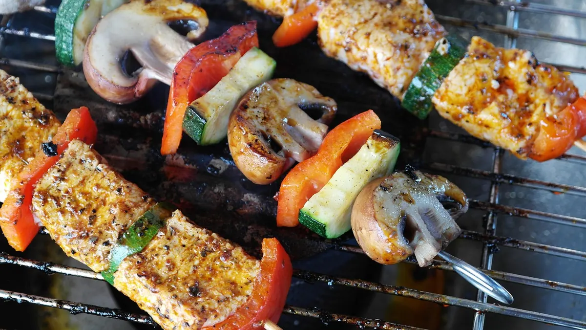 Gas vs Charcoal vs Pellet Grills: A Practical UK Buyer's Comparison